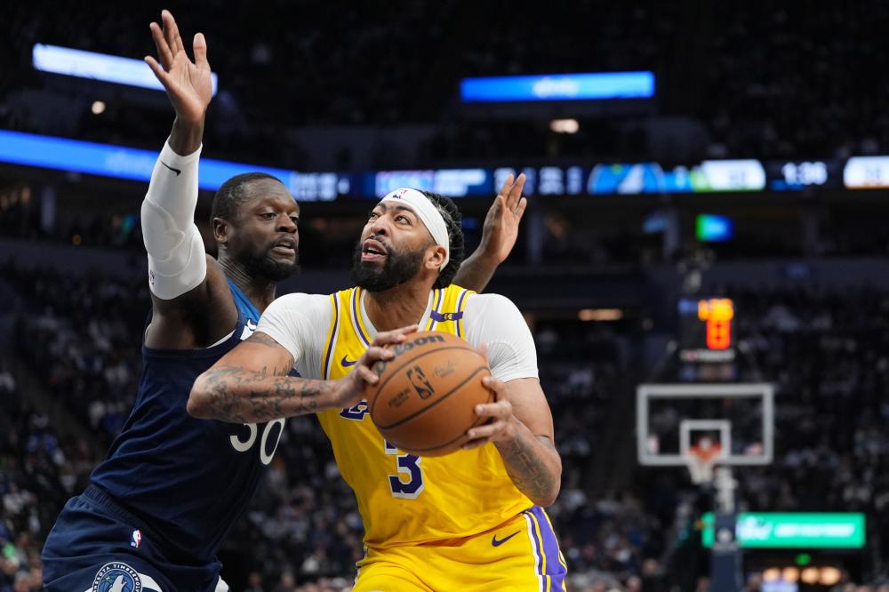 于场上竞争 于场上竞争